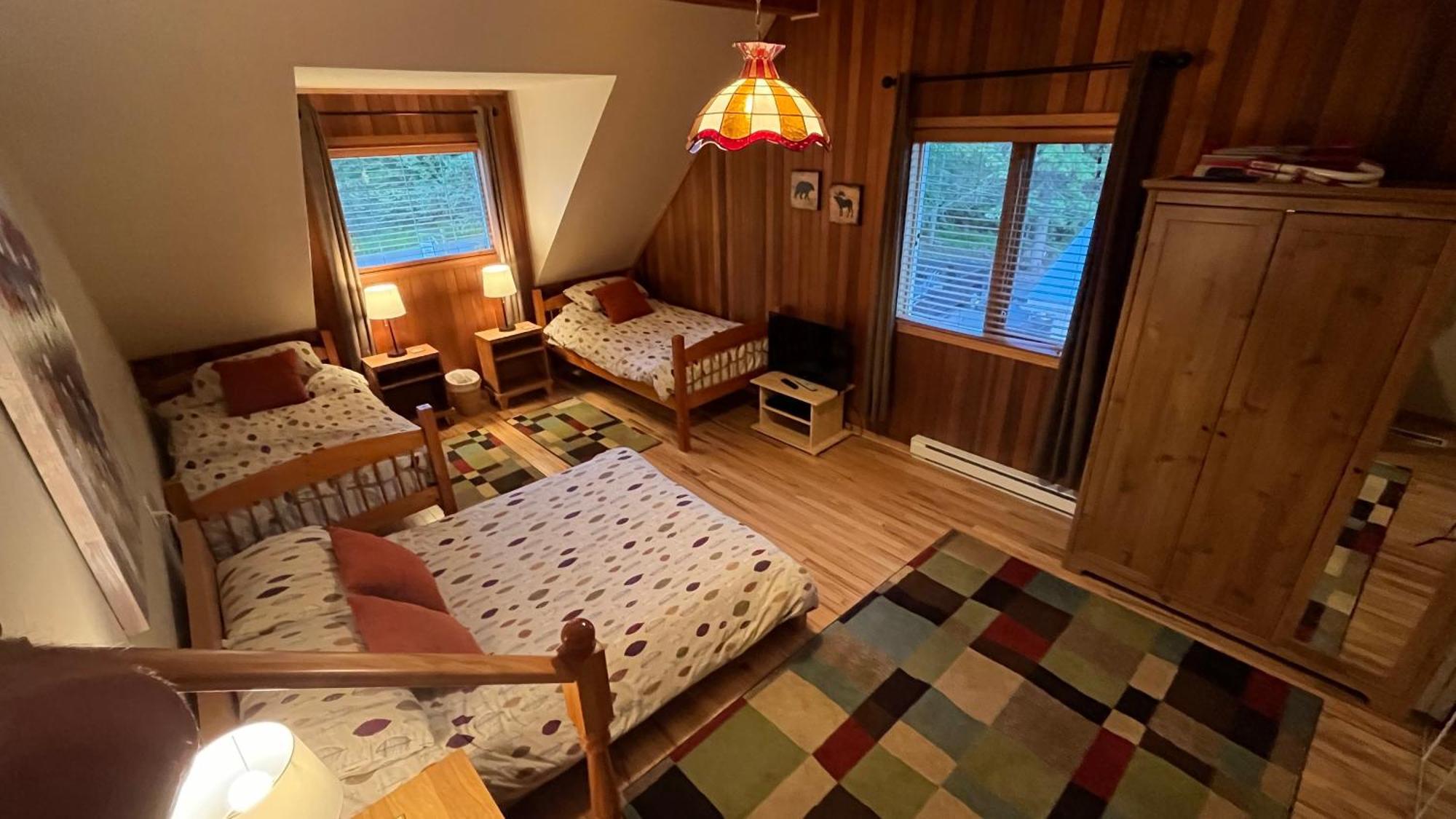 Bear Paw Lodge Golden Zewnętrze zdjęcie